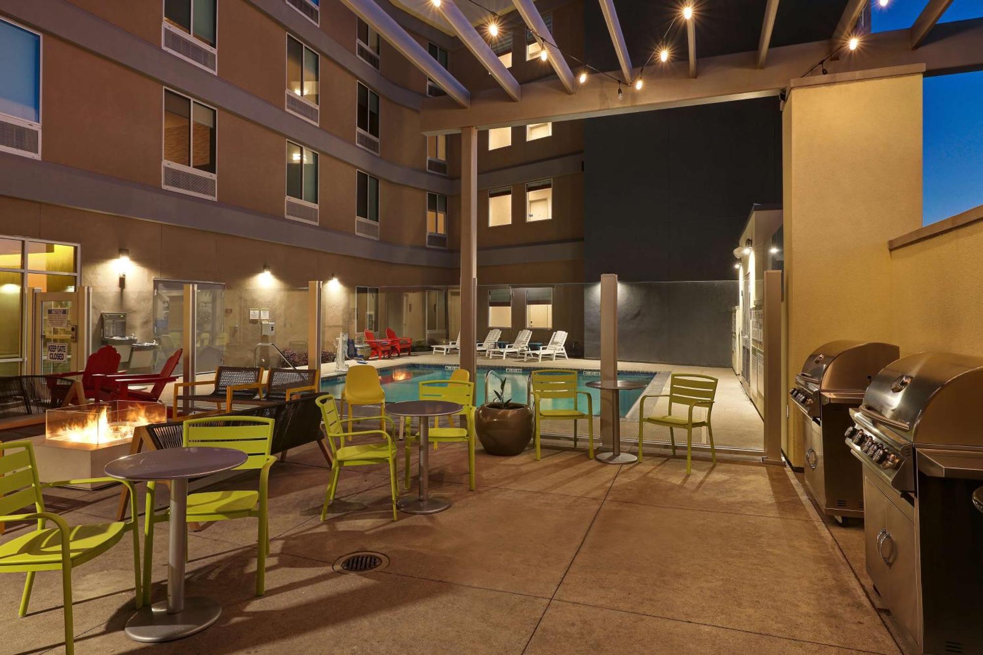 Home2 Suites By Hilton Turlock, Ca Exterior photo