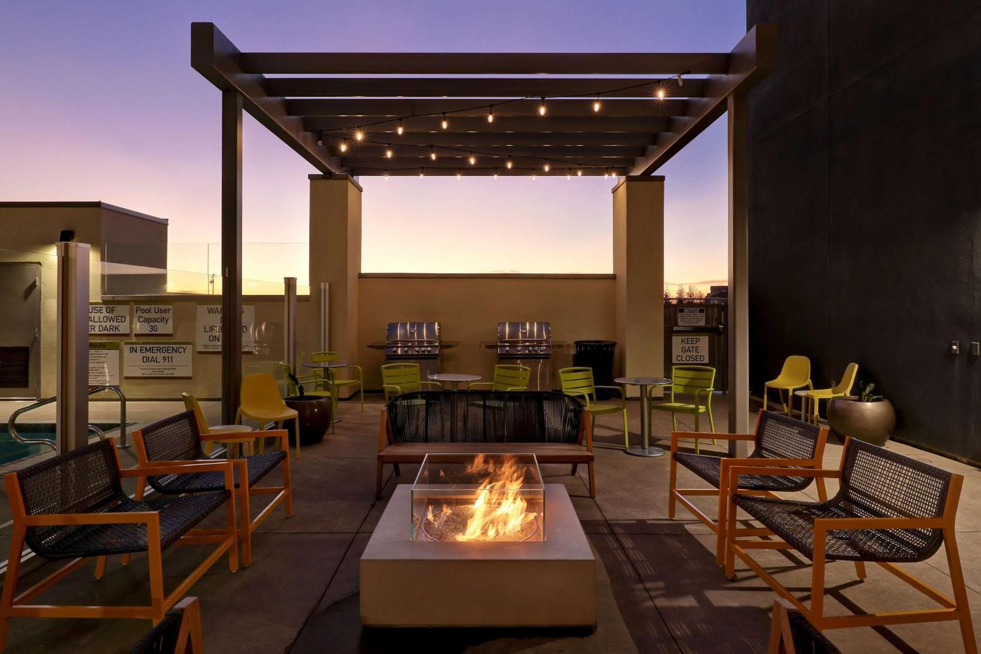 Home2 Suites By Hilton Turlock, Ca Exterior photo